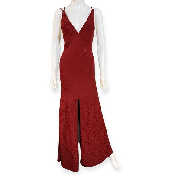 Tru Blu V-Neck Burgundy Maxi Dress, Small - Picture 4 of 9
